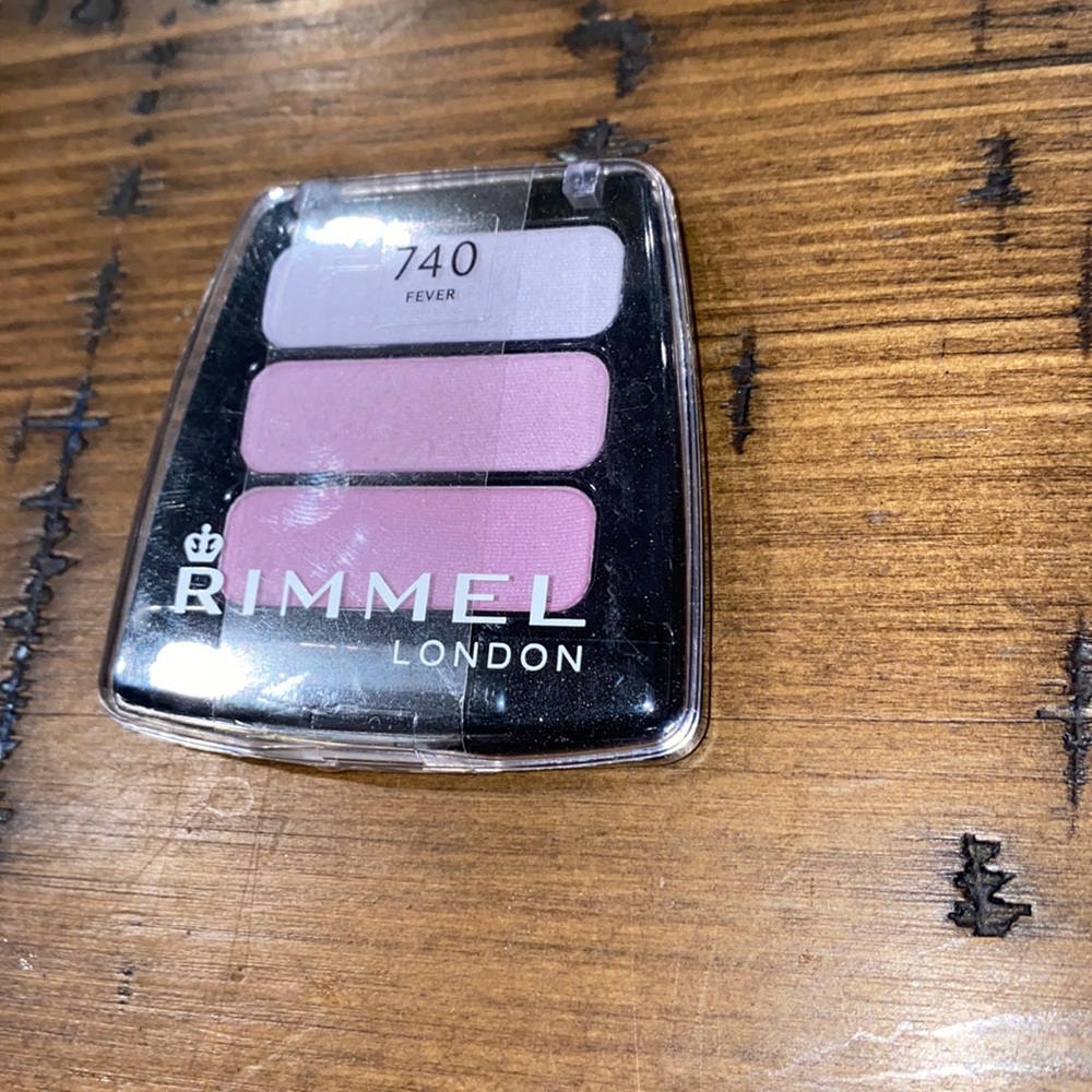 Rommel London Colour Rush Trio Eye Shadow.